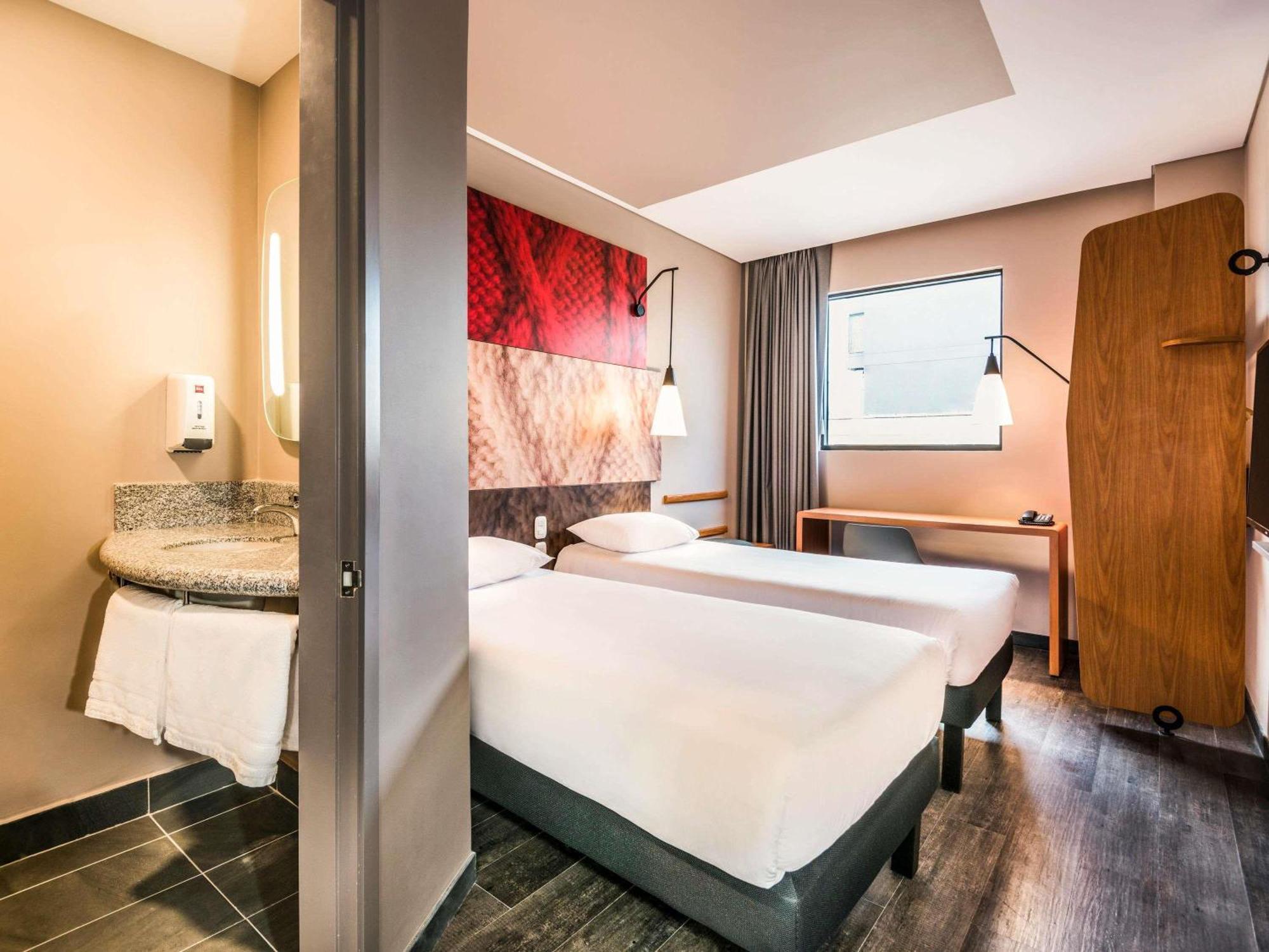 Hotel ibis Barranquilla Extérieur photo